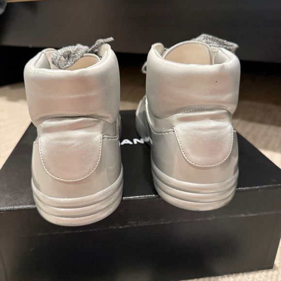 *SOLD* Chanel Men Silver Mid-Top Metallic Sneakers - Picture 7 of 17